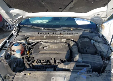 2015 Volkswagen Jetta Sedan 1.8T Sel из США, поврежденный, VIN 3VWL07AJ3FM309509